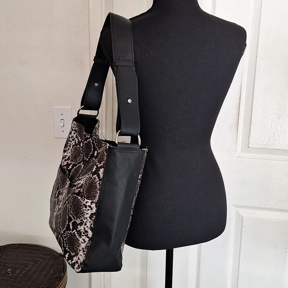 Tahari Bucket Handbag Women’s Vegan Leather Shoulder Bag New NWT Nolita Snake